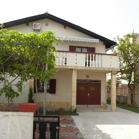 נין Apartments Petar - 30 M From Sandy Beach מראה חיצוני תמונה