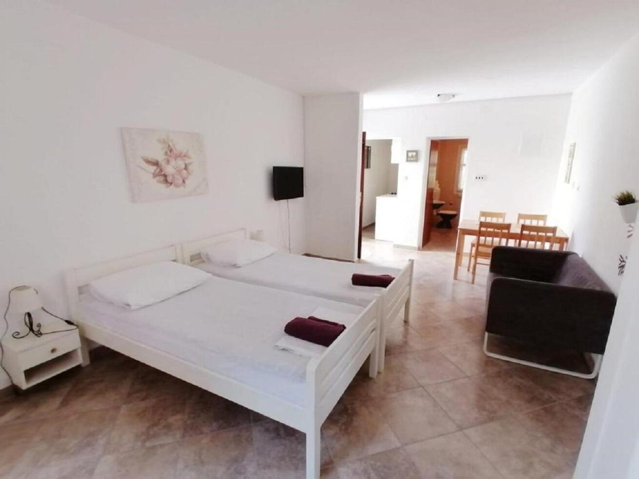 נין Apartments Petar - 30 M From Sandy Beach מראה חיצוני תמונה